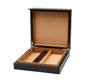 Ny ankomst god kvalitet svart färg läder och cederträ cigarrtillbehör verktyg cigarhumidor fodral med fuktare2529544