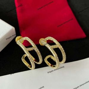 Designer Luxury Brand Jewelry Earrings New Full Diamond V-shaped Classic Earrings Versatile V-ring Set with Hollow Simple Brass