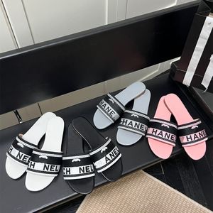 Damen-Sandalen, Damen-Hausschuhe, modische Luxus-Slipper, flache Gummi-Sandalen, Sommer-Strandschuhe, Slipper, Getriebe, Böden, Schieber, flache Designer-Sandalen, Großhandel