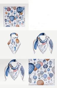 2024 Top 10 a Foulard en soie Marque Écharpe pour femme Fille soie de mûrier v sérigraphie Motif monogramme Motif boîte dure Plus de styles Motif et couleur taille M79151