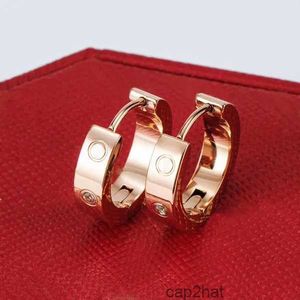 2024 Stud Fashion Love Designer Earring Gold Studs Ear Clip Luxury SMYCKE Size Ladies Sterling Silver Ring for Women Earrings NX6N