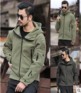 Taktiska jackor Vindtäta Men039s Fleece Combat Jacket Taktiska huvtröjor utomhus varmt kallt skydd Vindbrytare vind huvor j7513615