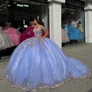 2024 Небесно-голубое платье Quinceanera с открытыми плечами, блестящие вечерние платья с бисером, официальное кружевное платье с аппликацией и кристаллами, Vestidos De 15