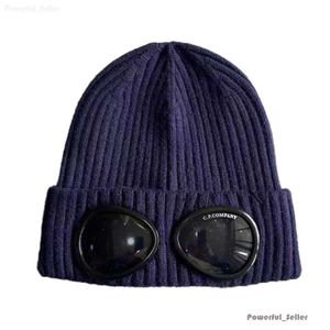 CP Hat Designer Duas lentes Goggles Beanies Men Cp Knit Hats Skull Caps Mulheres ao ar livre Bonnet cinza preto de inverno 1210