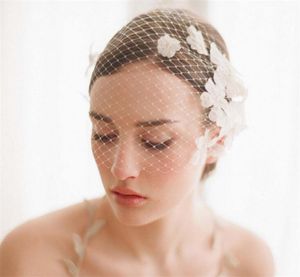 Vintage Wedding Bridal White Birdcage Veil Face Net Flower Combs Fascinator Huvudbonad Hårtillbehör Net Huvudbandsmycken HEOLS5181646