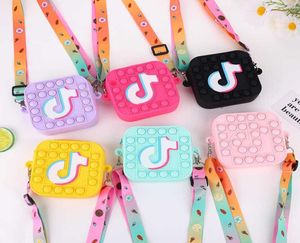 Tik Tok Toys Kids SilicaGel Messenger Bag Multipurpose Cartoon Patterns Single-Shoulder Bag for Children Small Purse2028300