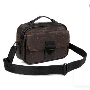 Messenger väskor designers väska klassiska kvinnor eller män väskor crossbody pås skola bokväska handväska ryggsäck man totes väska plånbok läder handväskor cla