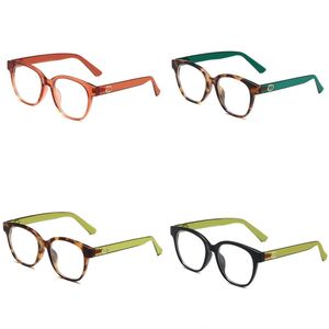 Enkla män solglasögon designer brev modeglasögon full ramglasögon klart Lunette Homme kvinno glasögon svart röd grön gul rand hg103