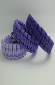 Fallskärmsladdarmband Överlevnadsarmband 50 st utomhusarmband överlevnadslivslivräddningsarmband Paracord handgjorda kedja Bra8098515