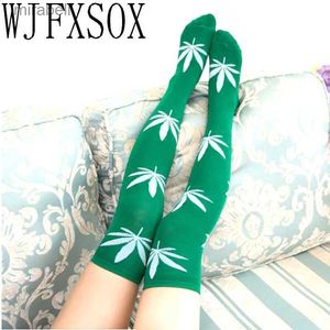 Socks Hosiery WJFXSOX Women Stockings Thigh High Sexy Harajuku Stockings Socks Weed Print Spandex Long Loose Knee High Socks For Ladies Meias YQ240122