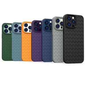 نمط النسيج الناعم الناعم ل iPhone 15 14 13 12 Mini 11 Pro Max Grid Solid Back Phone Cover