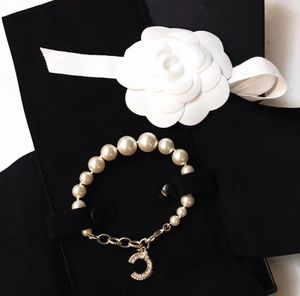 Top Gold Armband Perlenkette Designer Liebhaber Charm Armbänder Brief Für Frau Modeschmuck