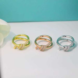 Hot Selling Fashion Brand 925 Sterling Silver Knot Ring Ladies Simple Temperament Luxury Jewelry Party Couple Gift