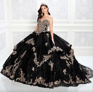 Vintage gotycka czarna sukienki Quinceanera 2024 Złote koronkowe aplikacje z koralikami suknia balowa błyszczące cekiny Lady Brithday imprezowe sukienki na imprezę