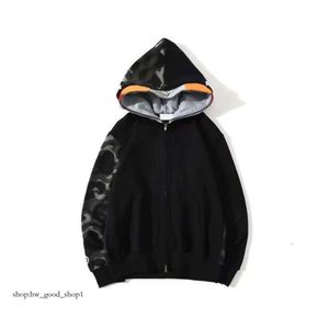 Bapesta Hoodie Zip-up Hoodie Full Shark Hoodies Woman Camouflage Jacket Designer Hooded Sweatshirt Man Sleeve Tech Fleece Cardigan M-3xl 429 165