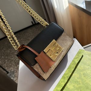 Bolsas de ombro de caixa de perecela da lua de cadeado Backpack Mulheres compras de moda Bolsas de bolsas de couro bolsas de luxo Carteira preta Bolsas de mensagens de crossbody