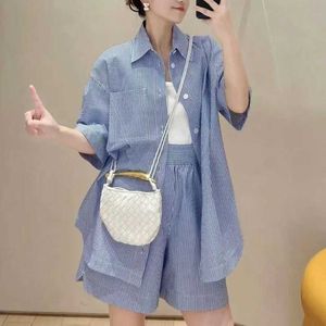 Väskor Crossbody 2024 Nytt sardinhandtag Bun Cowhide Woven Pai Women's Bag Handheld Ling One Shoulder Dumpling Under ARM