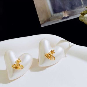 Viviennes Westwoods Heart Shaped Pearl earrings女性925シルバーニードル誇張されたファッションイヤリング女性