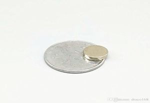 100pcs 9 mm x 3 mm D9x3mm 9x3 D9x3 D93 9x3mm Magnet stałego Super mocny rzadki Ziemia 9 mmx3mm Magnet2714581