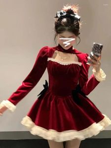Casual Dresses Winter Red Neck Hanging Dress Christmas Style French Lace Bowknot Pleated Velvet Short