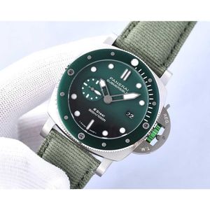 Projektant zegarek na rękę dla mężczyzn mechaniczny automatyczny ruch szafirowy lustro 47 mm gumowy opaska zegarkowa WTERPROOYWAORPOORWatches