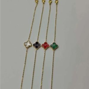 Fashion Jewel Clover Enkel blomma dubbelsidig fyra bladklöver armband japanska och koreanska ljus lyx Enkel och avancerad kvinnors smycken