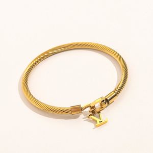 Luxury Bracelets Brand Letter Bracelets Designer Jewelry Women Gold Bangle Fashion Party Gifts