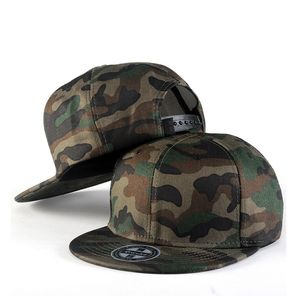 Stingy Brim Chapéus NOVO Mens Designer Moda Basquete Equipe Clássico Cor Ajustada Pico Plano Tamanho Fechado Bonés Beisebol Esportes Equipados Chapéus Em Tamanho 7 Tamanho 8 J230816