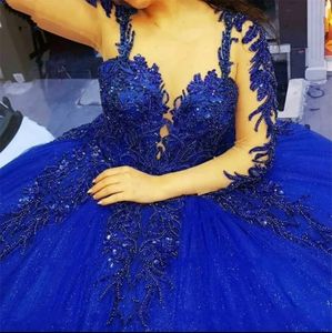 Königsblaue Quinceanera-Kleider, Spitzenapplikationen, Träger, Rüschen, Stufenrock, Sweep-Zug, Sweet 16-Geburtstagsfeier, Abschlussball, formeller Abend, Vestidos, Partykleidung