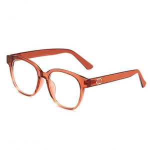 Klassiska mäns solglasögon med brevdesignglasögon för kvinnor Sonnenbrille Luxury Eyewear Unisex Travel Designer Solglasögon Occhiali da Sole HG103