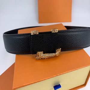 2023 High quality Men Designers Belts leathers 3 8cm wide Diamond V buckle belt as birthday gift304b