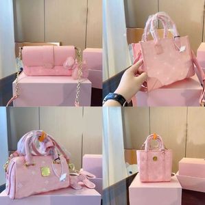 4 Styles Sakura Pink Pillow Bag Mumu Gold Chain Messengers Bag Single Leather Crossbody Bags Handheld Underarm Tote Bag Purses