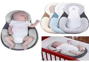 Kuddar Baby Correction Antieccentric Head Pillow Born Sleep Positioning Pad Cushion Artiklar Anti Platta kuddar Spädbarn Madrass Babie1103825