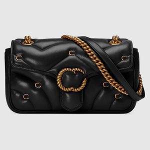 Kvinnors designerväska nitar och vändningar marmontg handväskor quiltad v-formad läder shouder väska varumärkekedja crossbody väskor handväska rosa damer messenger purse totes