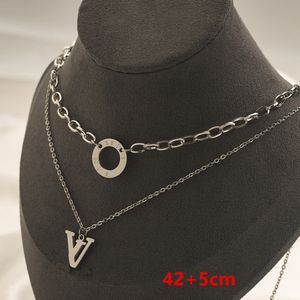 18K Gold Plated Pendant Louiseities Necklace Women Love Viutonities Jewelry Stainless Steel Chain Pendant Necklace Designer Wedding Non Fade Jewelry ZG2451