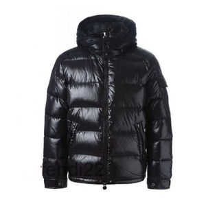 Jacket Mens Designer Winter Puffer Short Glossy Down Hooded Couple's Stylish and Versatile Bread Suit Solid Color Coats for Men Women QJWR 4Q39