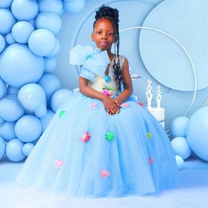 Blue Flower Girl Dresses V Neck färgglada handgjorda blommor Tiered Tulle Flowergirl Dresses Little Kid Birthday Party Gowns Princess Queen Ball Gown for Marriage F039
