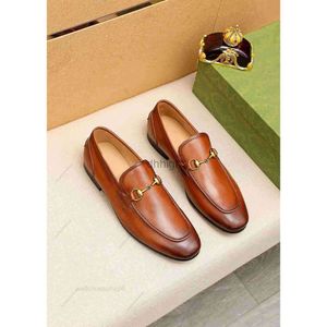 Slip-On Oxfords Dress Shoes Sapatos Baixos Moda Couro Homens Negócios Escritório Trabalho Formal Designer Festa Casamento Ferragaamoo Mens Tamanho 38-45