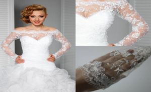 2018 Elegant Off Shoulder Lace Bolero Jacket Illusion Covered Button Jackets Bridal Shrug Bride Wraps Wedding Dress Accessories SH4993652