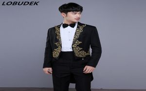 Preto vermelho branco bordado men039s ternos swallowtail traje mágico masculino cantor coro tailcoat desempenho roupas de casamento gro3506228