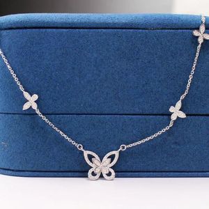 Ожерелья блестящие кубические циркониевые бабочки подвесной ожерелье Колени Чарм Леди Короткие ожерелья серебряный цвет коричщие ювелирные изделия 2022