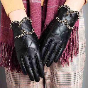 Cinco dedos luvas de couro de designer luvas de meio dedo feminino pele de carneiro luvas de motocicleta vazando dedos curtos primavera e outono seção fina