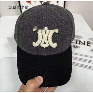 Berretto di lusso casual Sport all'aria aperta Palla sportiva invernale da donna Autunno Ball Coppia Berretto da baseball di design cappello Celi cap Celi cappello MESE