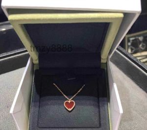 Love Heart Clover Necklace Saturn Gold Mens Chain Cleef Designers Luxury Jewelry for Women Party Gifts Christmas Presents 2Awj