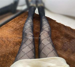 SOCKS Designer Külotlu çorap siyah seksi kadın taytlar uzun çorap mektubu baskılı kadınlar net cazibe bayanlar gece kulübü partisi3802935