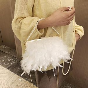 Cross Body White Feather Handbag Women's Evening Clutch Bag Utsökta Pearl Chain Wedding Bridal Shoulder Party Banquet Tote 321W