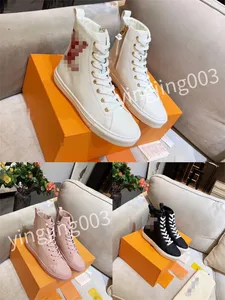 Designer de alta qualidade Sapatos de couro reais Casual Sapatos de tênis de couro de luxo tênis tênis feminino tênis unissex casal sapatos DC230530