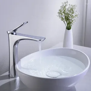 Badezimmer-Waschtischarmaturen, originelles Design, hochwertiger Messing-Wasserhahn, Einlochmontage, hohe Becken-Mischbatterie, modisches Kupfer, Chrom