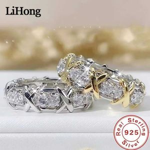 Anel de prata esterlina de luxo 925 entrelaçado com cristal de zircão AAA para um presente de jóias de noivado de mulher 2 opções de cores