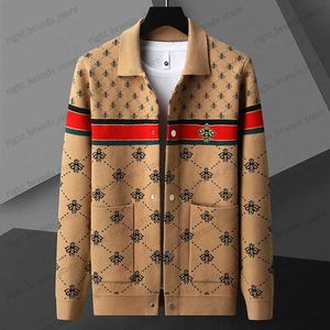 Maglioni da uomo Nuovo Autunno Inverno Lusso Ape Ricamo Cardigan Uomo Coreano Maglione da uomo sottile Morbido caldo lana Cardigan da uomo Belli giacche maschili T240122